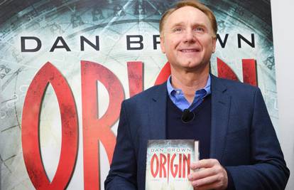 Dan Brown došao u Zagreb: Tu sam da bih navijao za Hrvatsku