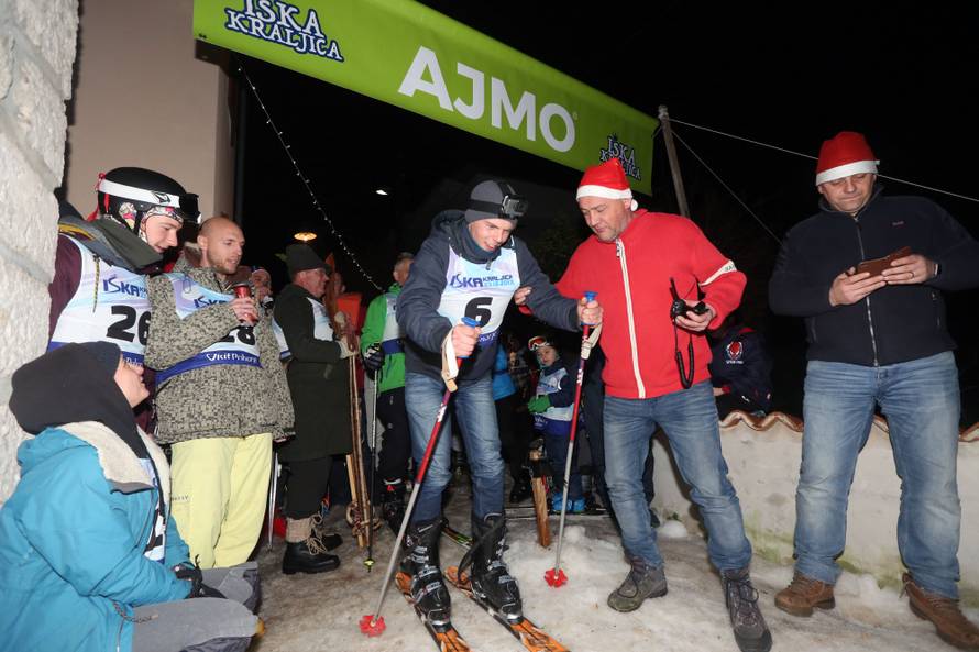Skijaški spektakl uz more: Iška kraljica privukla je stotine ljudi