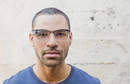 Prvi ovisnik o Google Glassu: Nosio naočale 18 sati dnevno
