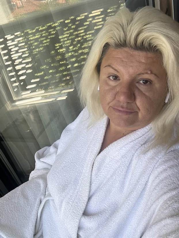 FOTO Tko je ova svestrana dama koja u emisiji 'Ljubav je na selu' želi osvojiti farmerovo srce?