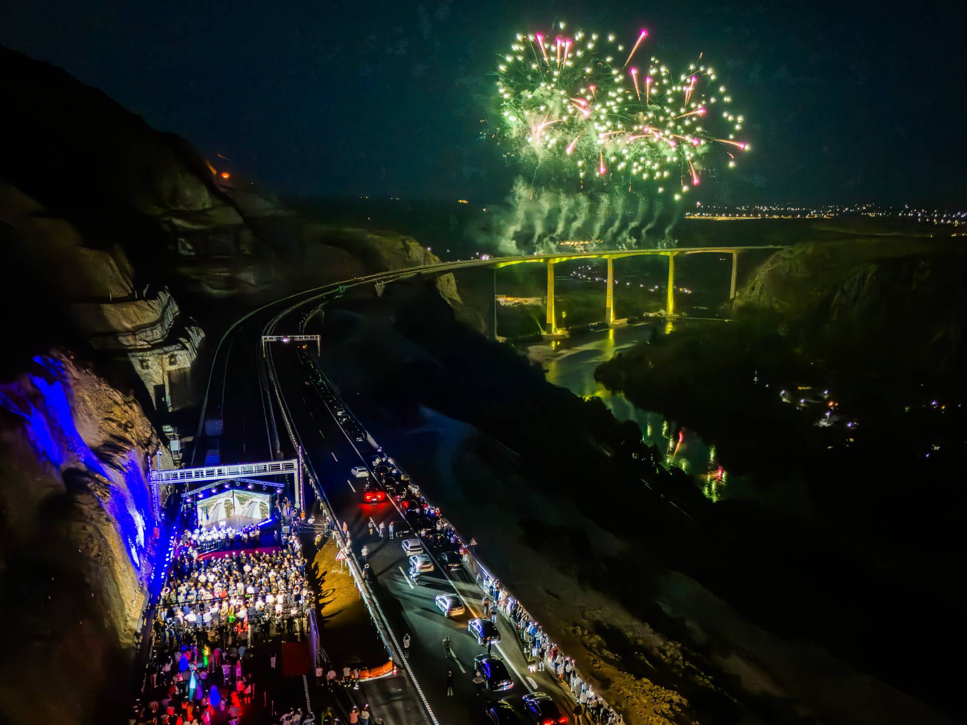 Mostar: Fotografije sa svečanog otvorenja Mosta Hercegovina snimljene dronom