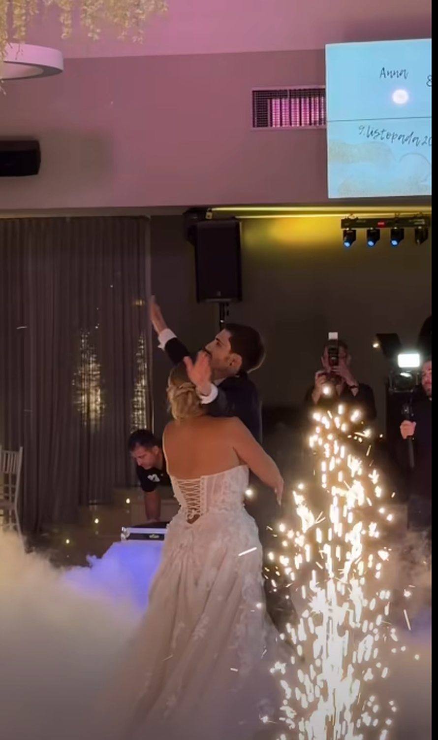 VIDEO Svi pričaju o ovoj svadbi iz Dalmacije, pogledajte što su izveli: 'Svekrva na aparatima!'