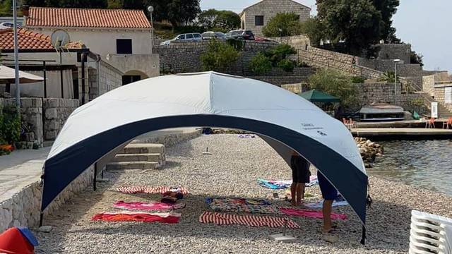 Ne da su zauzeli plažu kod Dubrovnika, nego su udarili granice nove države...