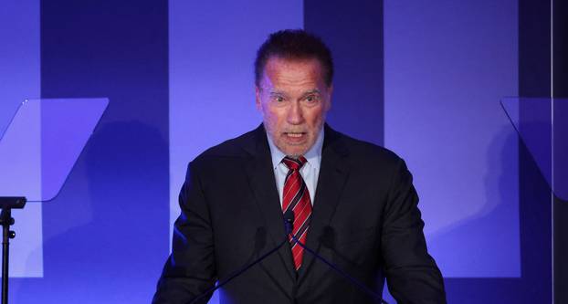 Arnold Schwarzenegger honored by Holocaust Museum