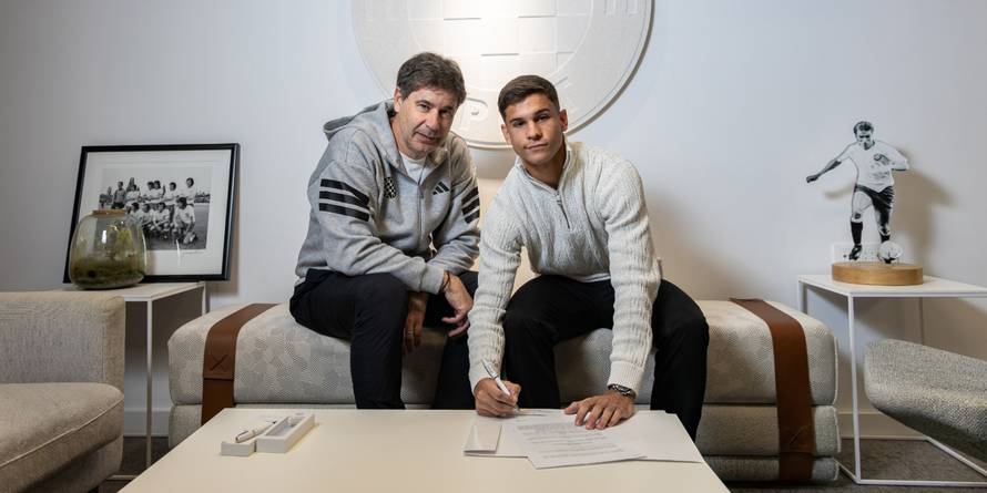 Debi za Hajduk i potpis! Mladi bek produžio ugovor do 2029.