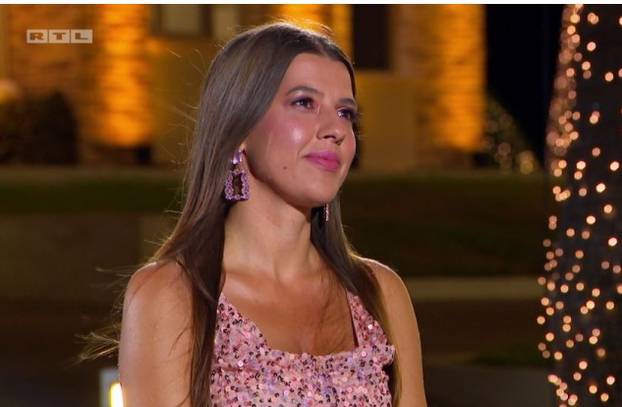 FOTO 'Savršena' Selma uživa u svim čarima ljeta: 'Ribetina u moru, a ribara nema nigdje...'