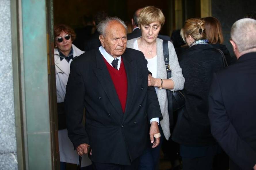 Ćiro plakao na sprovodu Relje Bašića: 'Svi smo ga voljeli...'