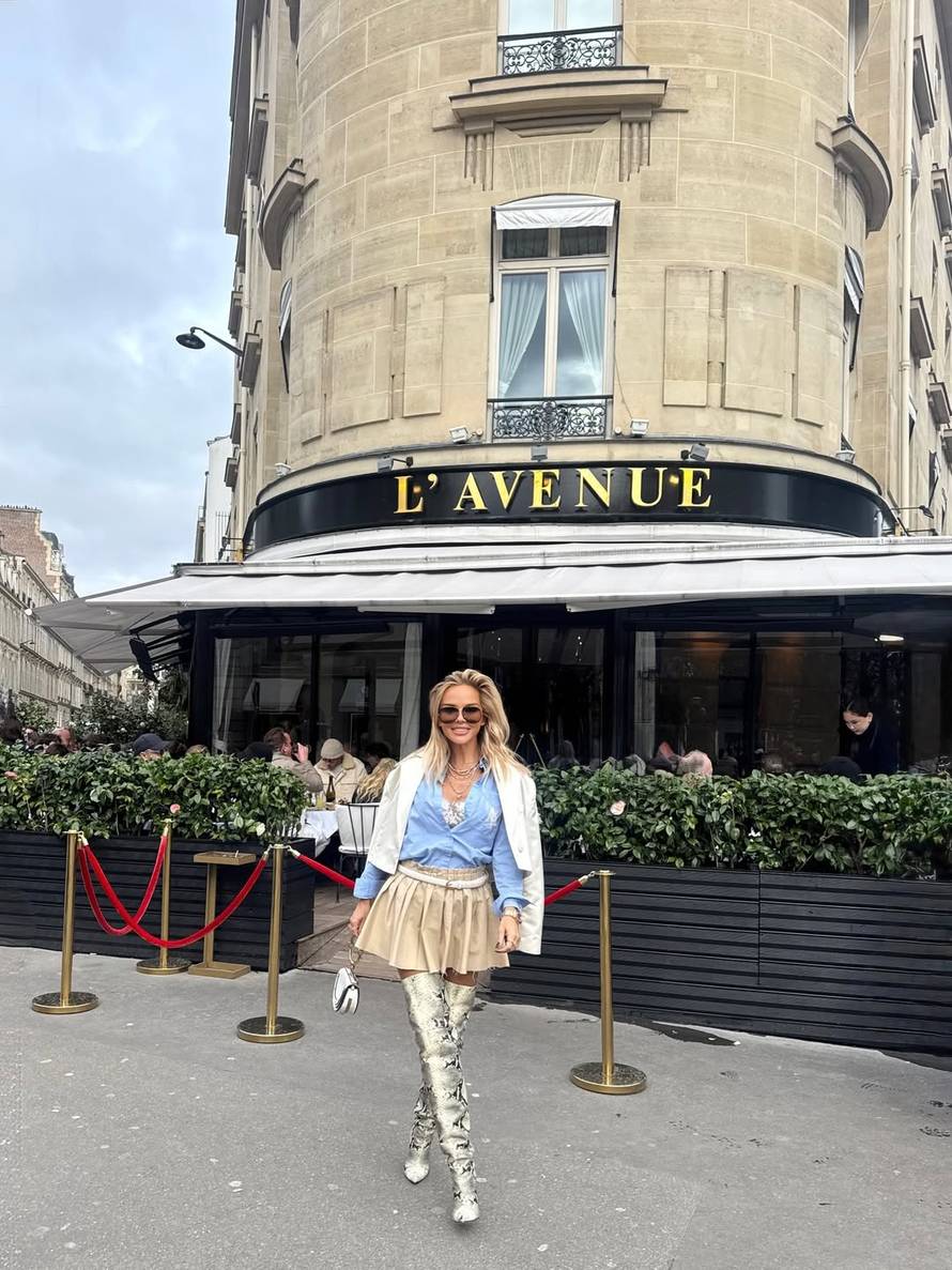 FOTO Pogledajte u čemu se nakon romantičnog vikenda u Parizu s Majom vozio Šime Elez