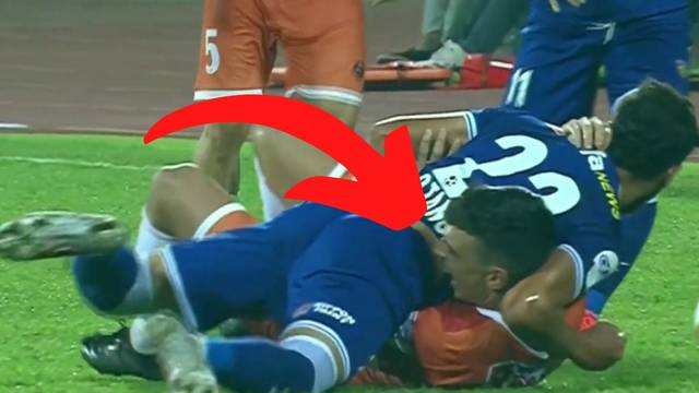 VIDEO Učio od Suareza: Na podu je ugrizao protivnika za rebra