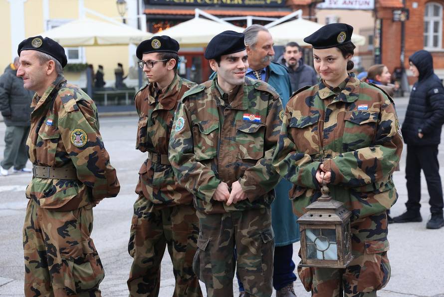 Zagreb: Izviđači donijeli Betlehemsko svijetlo mira u Hrvatsku