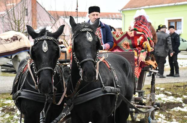 FOTO Tradicionalno 'Pokladno jahanje' u spomen na herojsku borbu protiv Turaka