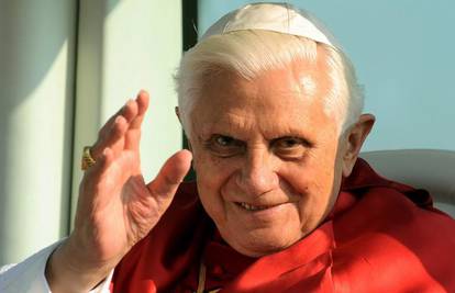 Papa Benedikt XVI. u Rimu je oštro osudio krađu i laž