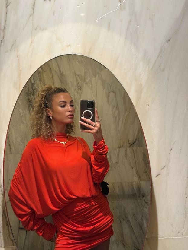 FOTO Jedna je od najtraženijih manekenki svoje generacije - povezivali su je i s Mbappéom