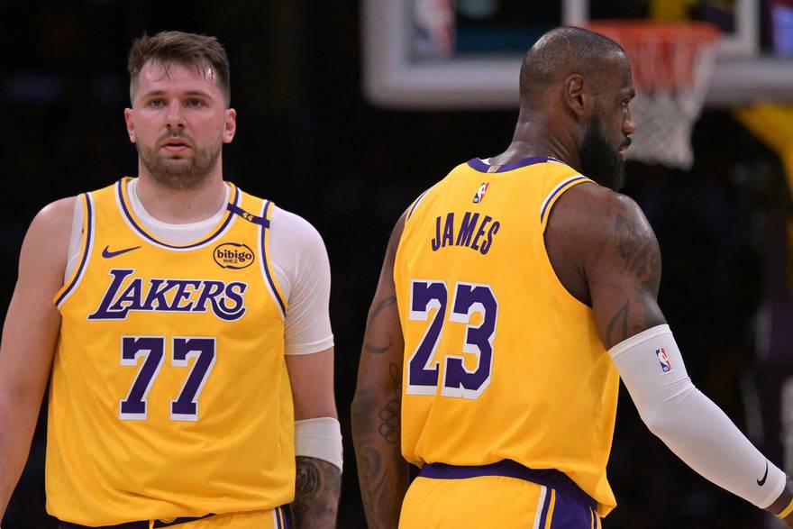 Dončićev debi za LA Lakerse! Navijači mu skandirali, on im se odužio lijepom gestom