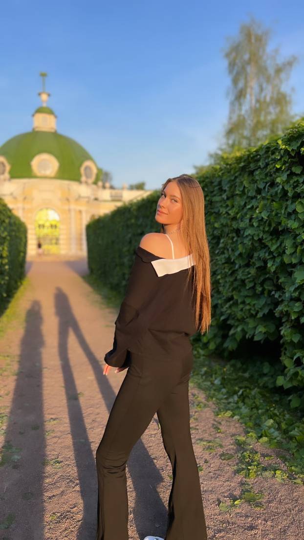 FOTO Nekoć je jahala, a danas je vrsna odbojkašica u Turskoj. Ona je 198 cm visoka senzacija