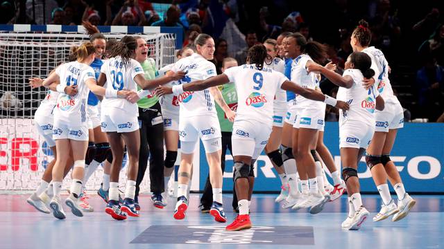 Handball - Women's EHF Euro 2018 - Semi Final - Netherlands v France