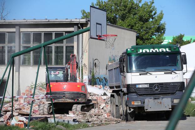 Zagreb: Rušenje dvorišne zgrade na Črnomercu