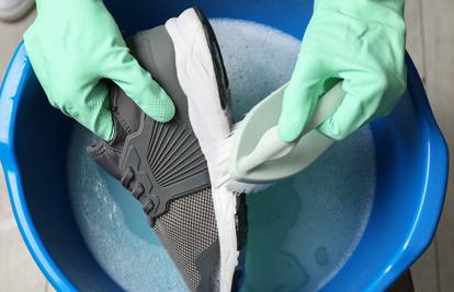 ANKETA Stručnjaci otkrili koliko često biste trebali prati cipele: Koliko redovito vi to radite?