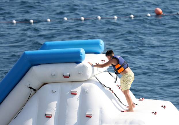 Šibenik: Spas od toplinskog udara uz more