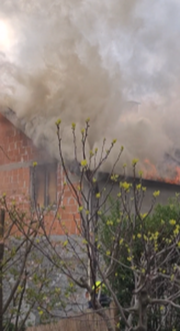 VIDEO Kozari putevi: 'Probudio me snažan vrisak, gorjela je susjedova kuća. Svi su istrčali'