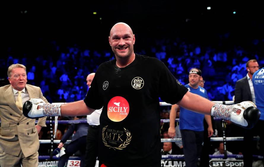 Tyson Fury v Sefer Seferi