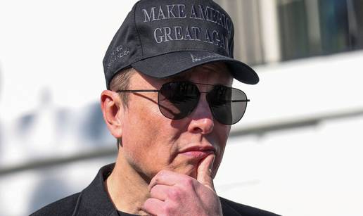 Musk se sprda s Wikipediom: Nudio im milijardu dolara za djetinjastu promjenu imena