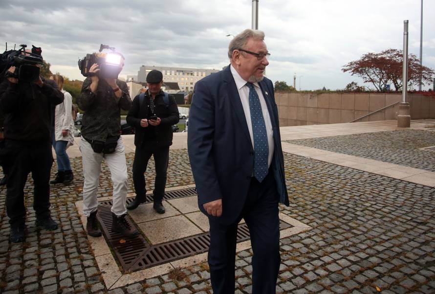 Zagreb: Dolazak poznatih uzvanika na promociju knjige Martine DaliÄ