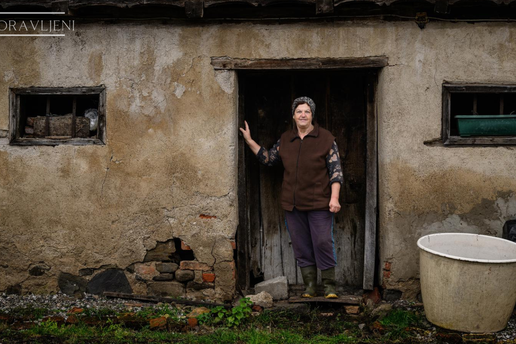 &Zcaron;elim raditi. &Zcaron;elim stvarati. Ali za koga? Tko &cacute;e &zcaron;ivjeti ovdje? Tako lijepa zemlja, a tako jadna