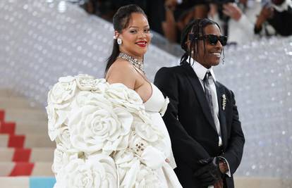 Rihanna se udala u tajnosti? Njen dečko ASAP Rocky jednom je rečenicom potaknuo glasine