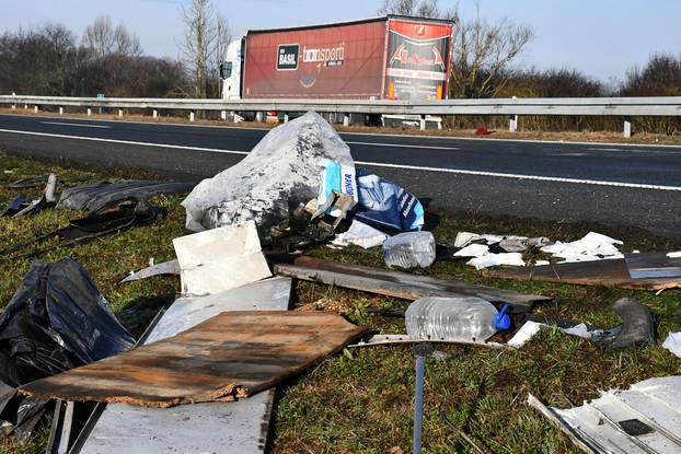 U devet prometnih nesreća na A3 ozlijeđeno 12 osoba, jedna poginula