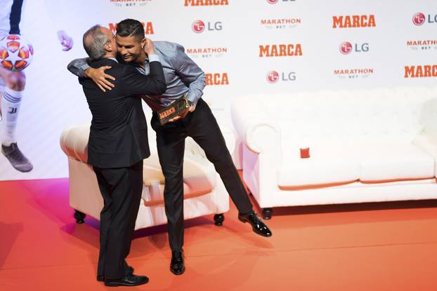 Cristiano Ronaldo, ovogodišnji naj sportaš, osvojio je Marcu Leyendu u Madridu