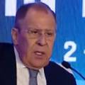 Pogledajte kako Sergej Lavrov lupeta da Rusija želi zaustaviti rat. A u publici mu se - smiju!