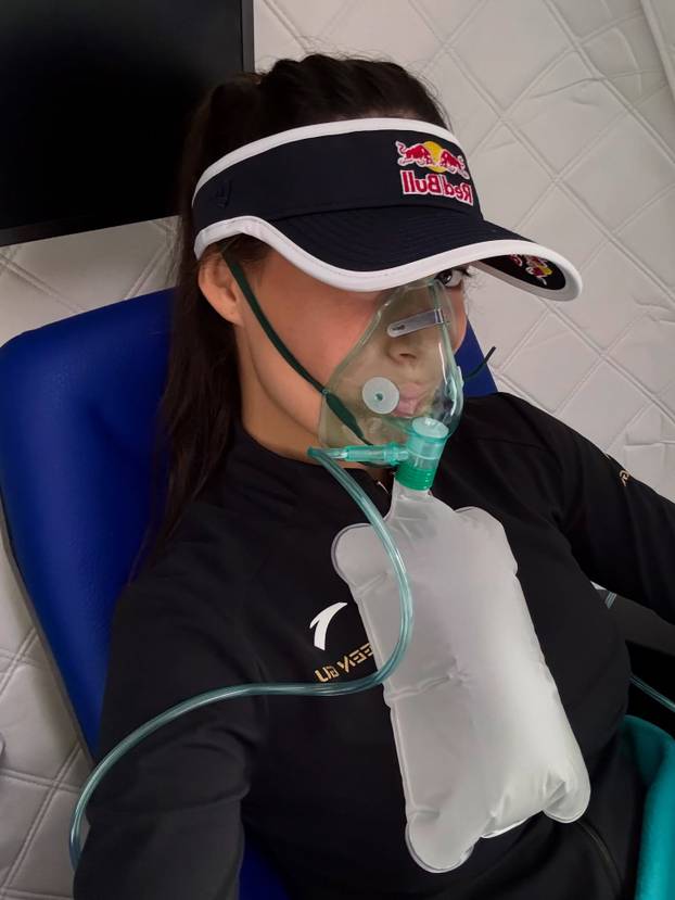 FOTO Ova olimpijka može sve. Na skijama osvaja medalje, a u tangicama podsjeća da je model