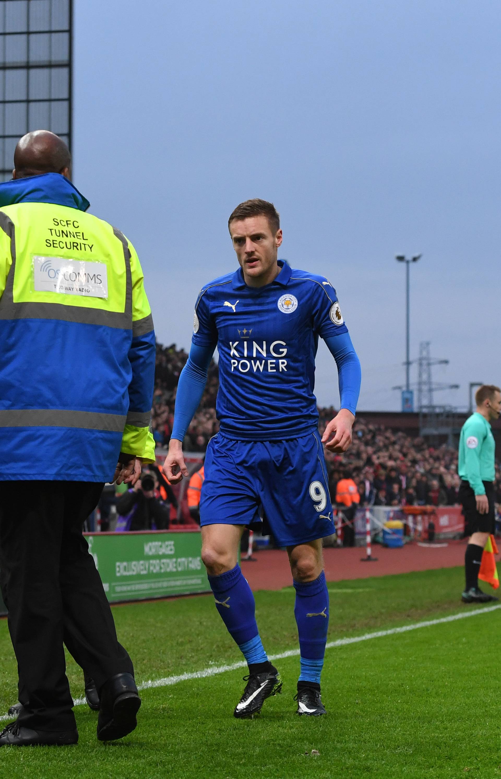 Leicester City's Jamie Vardy leaves the pitch after being sent off