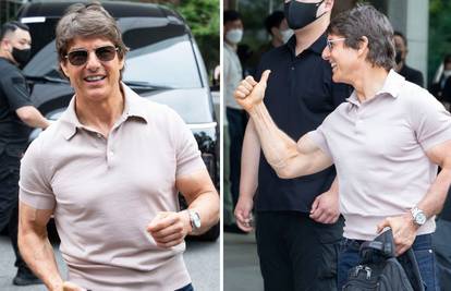 Tom Cruise sletio u zračnu luku pa pokazao impresivne bicepse