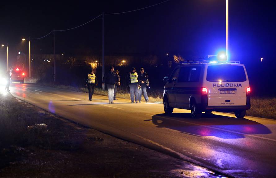 Sletio s ceste i prevrnuo se na krov, vozač poginuo na mjestu