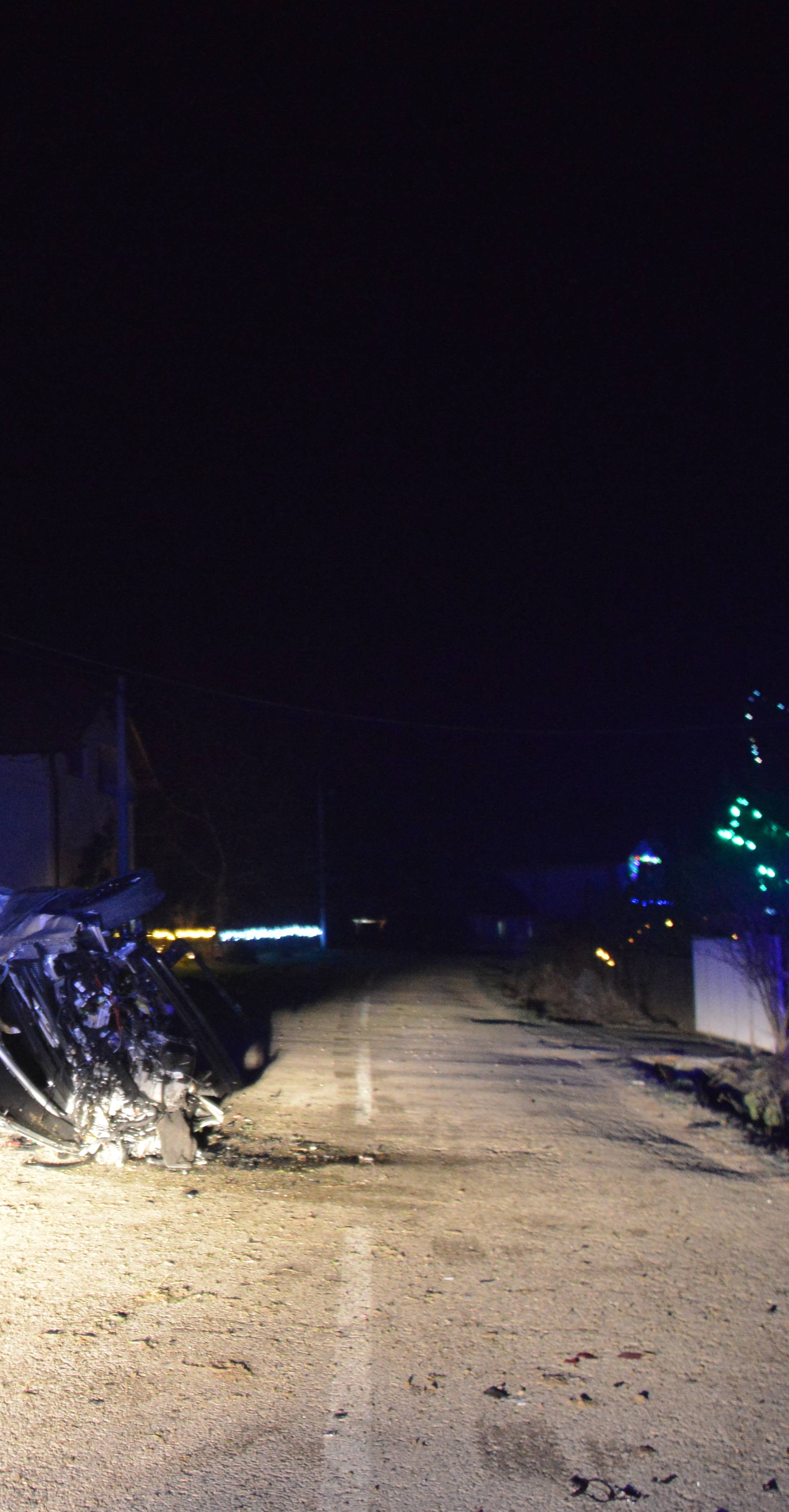 Smrskao auto i ostavio naselje bez vode, samo lakše ozlijeđen