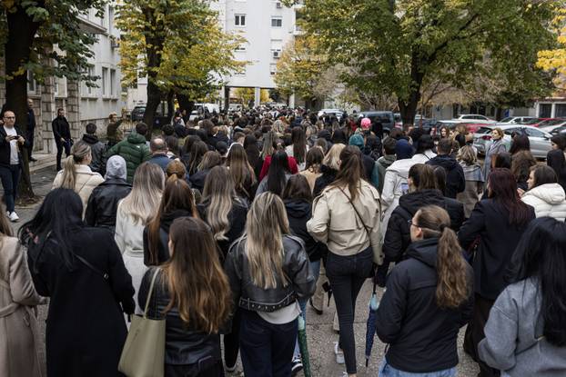 Zbog femicida u Mostaru održana je prosvjedna šetnja 