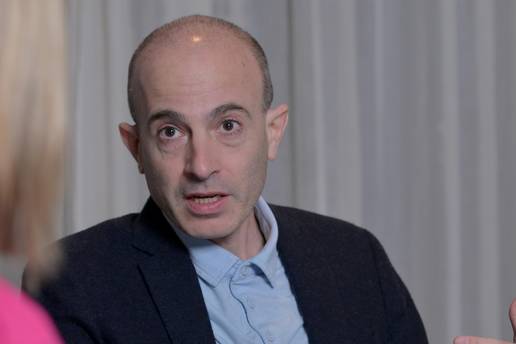 EKSKLUZIVNI INTERVJU Yuval Noah Harari za 24sata: 'Kao da se vra&cacute;amo u srednji vijek...'