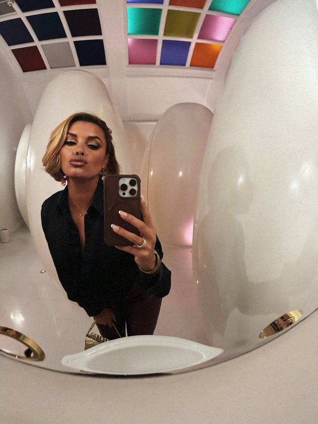 FOTO Sportska novinarka zbog bizarne navike ostavila dečka. 'Nosio je to i tijekom seksa...'