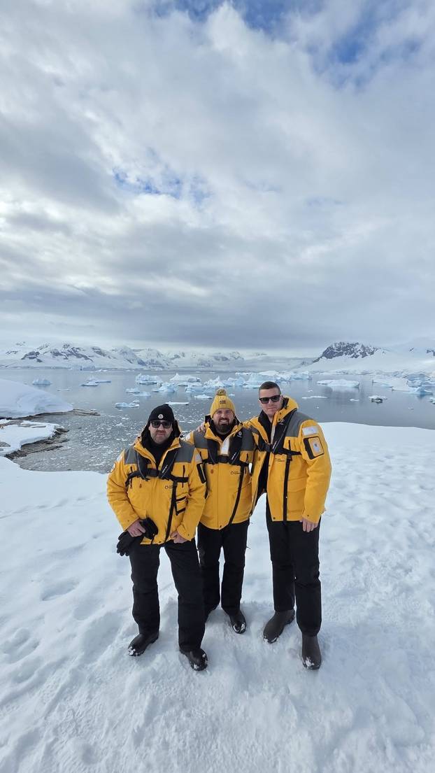 FOTO Ovo je ekipa koja je otišla na Antartiku za 17 tisuća eura