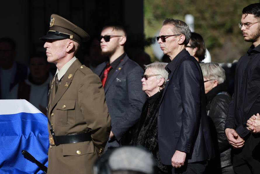 Vukovar:  Posljednji ispraćaj  Jean-Michela Nicoliera