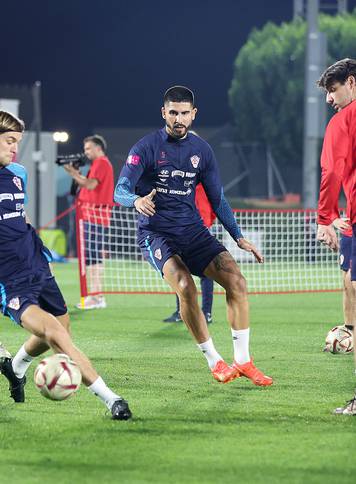 KATAR 2022 -  Hrvatska nogometna reprezentacija odradila trening