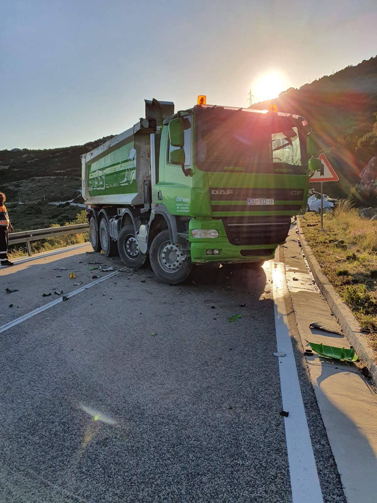 Strava u Zadru i Rijeci, a kraj Ploča auto se zabio u kamion