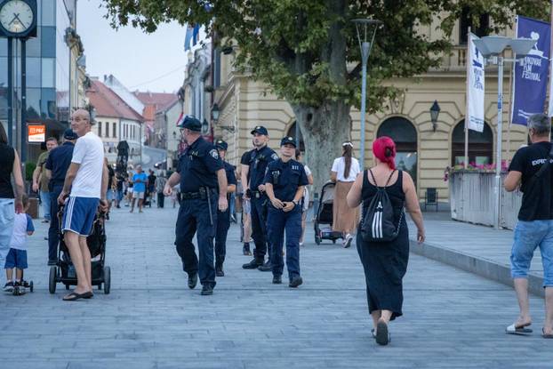 Atmosfera u Vukovaru uoči koncerta Marka Perkovića Thompsona