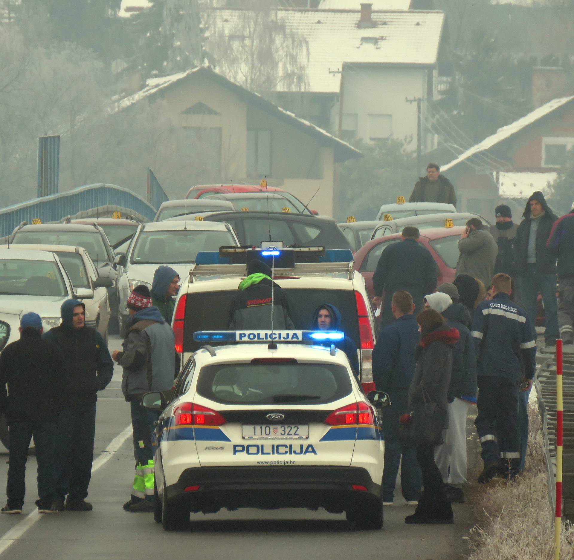 Lančani sudar čak 19 vozila: 'Solili smo, ali je puhao vjetar'