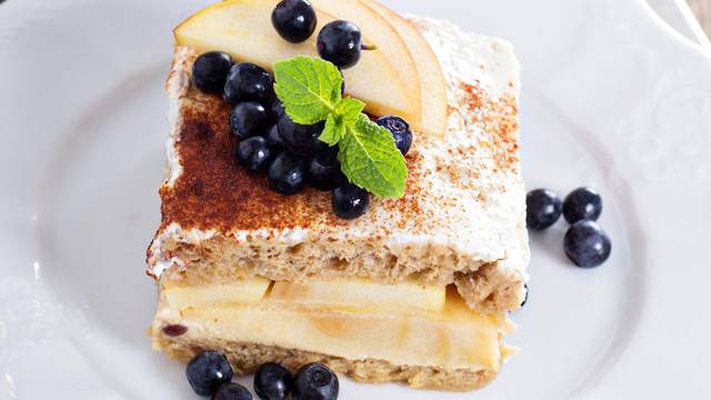 Puding od kruha i jabuka: Fini desert kakav još nište kušali