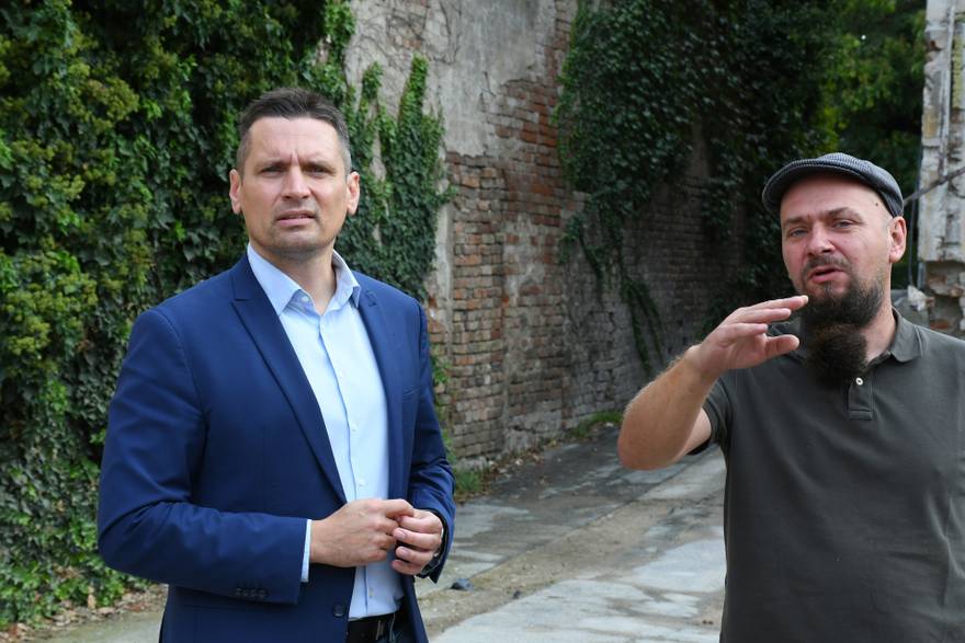 Sisak: Obilazak radova obnove Gradskog muzeja i dvorišnog prostora