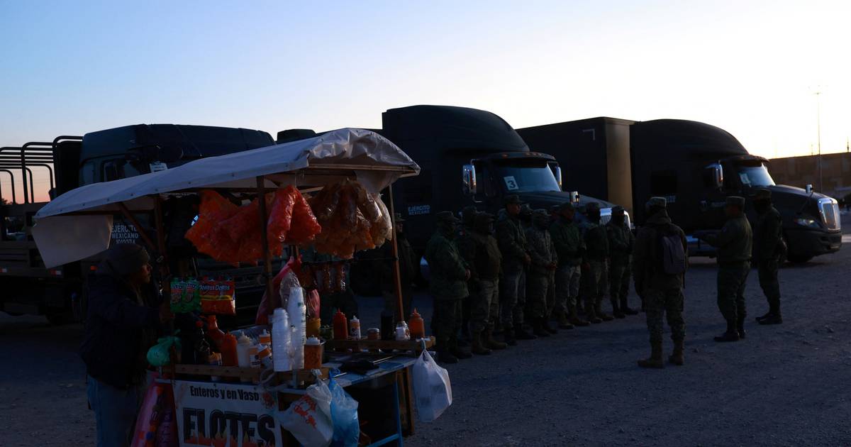 Mexico is preparing for a mass return of the population, they are building temporary shelters