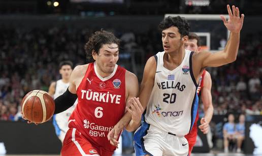 VIDEO Turci deklasirali Grčku i izborili finale protiv Njemačke!